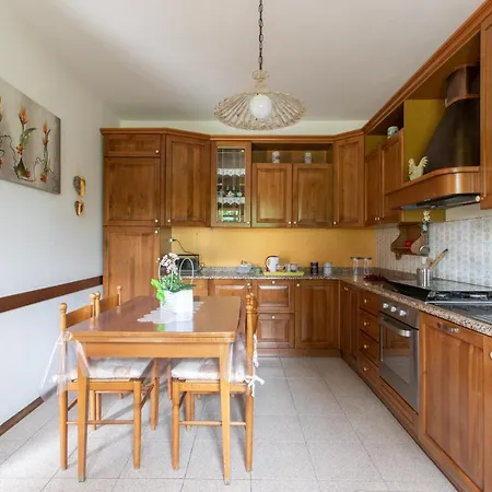La Collina Dei Nonni - Apartment *